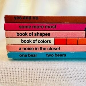 Weekly Reader Books VTG‎ Strawberry Books Volumes 1 - 6 by Richard Hefter EUC